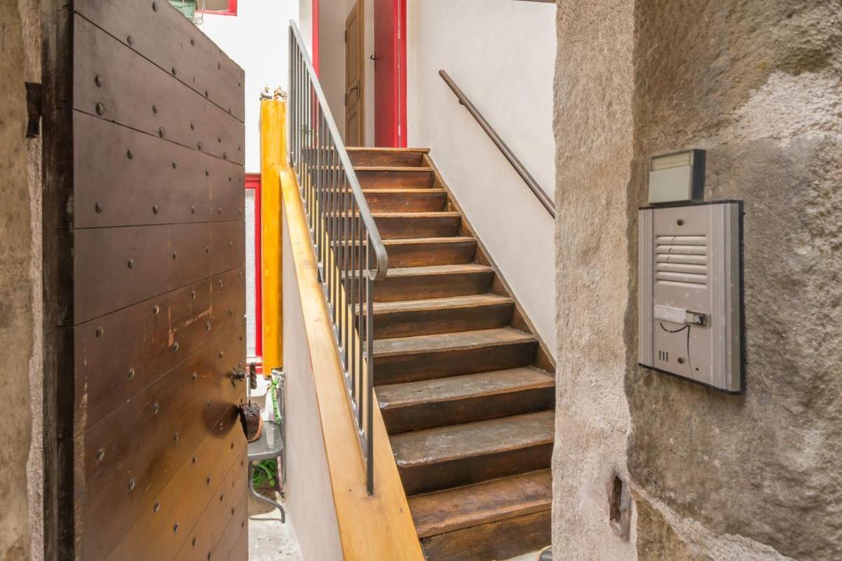 Au coeur du Chat Perché Arnay-le-Duc Exterior foto