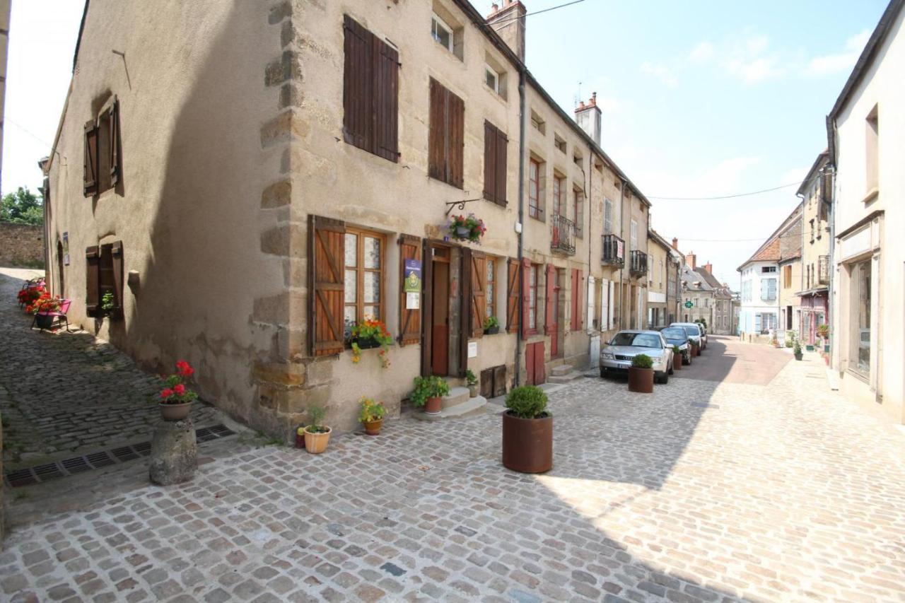 Au coeur du Chat Perché Arnay-le-Duc Exterior foto
