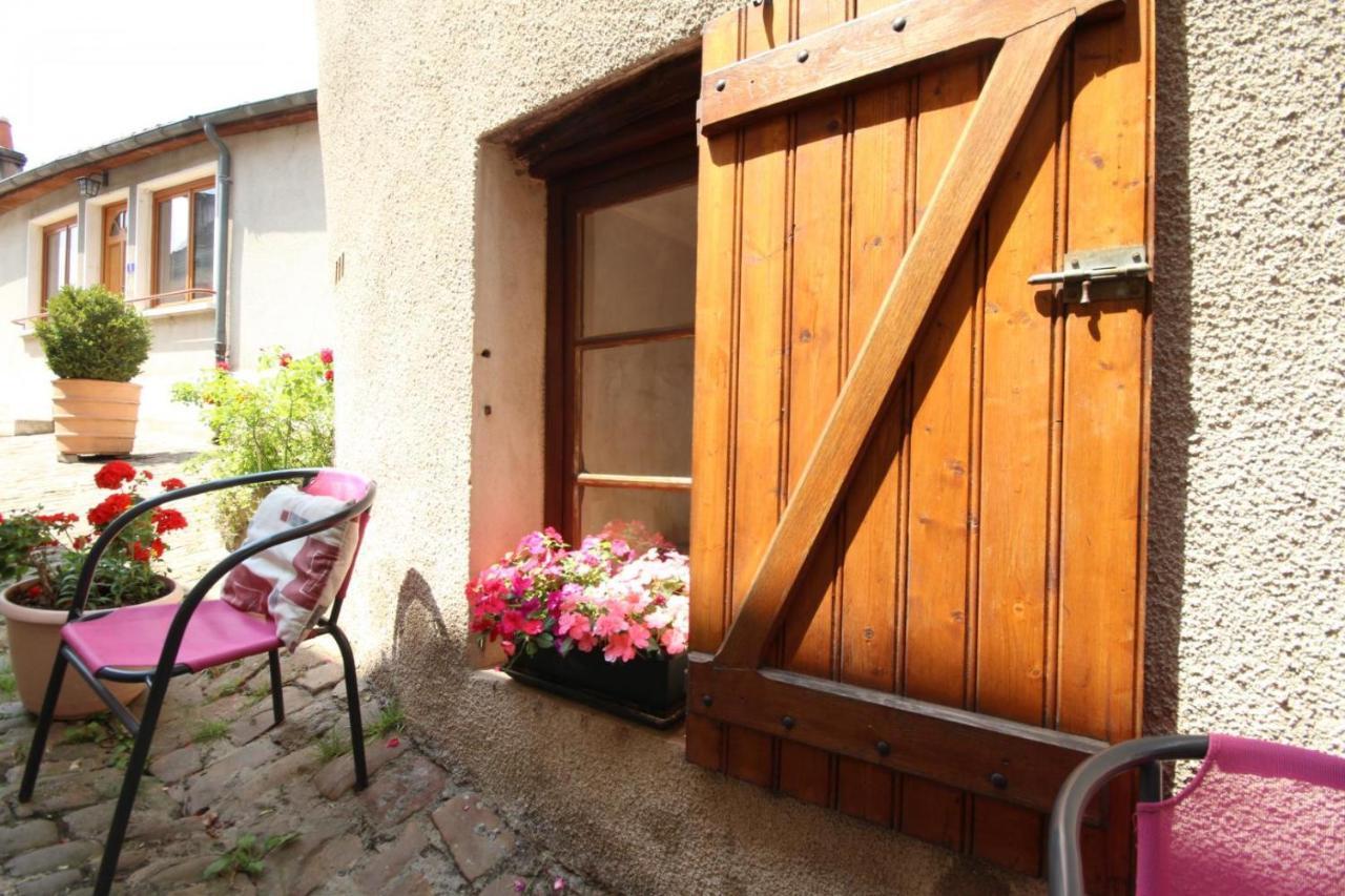 Au coeur du Chat Perché Arnay-le-Duc Exterior foto